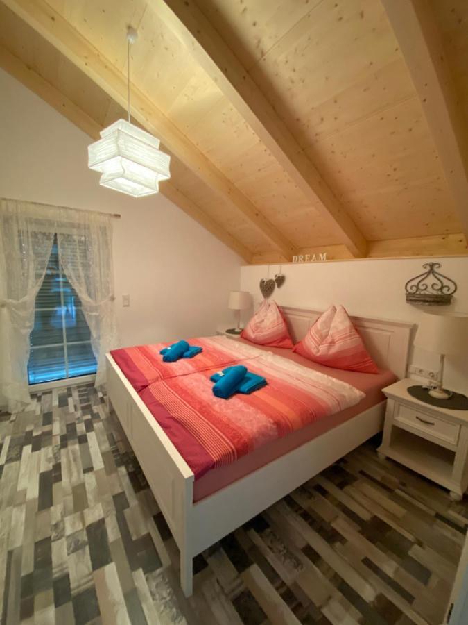 Apartments Edelweiss & Enzian - Gaestehaus Zum Fuchs Hermagor-Pressegger See Dış mekan fotoğraf